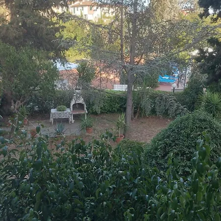 아파트 Casa Con Piscina E Tennis *