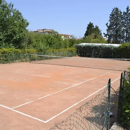 Apartman Casa Con Piscina E Tennis