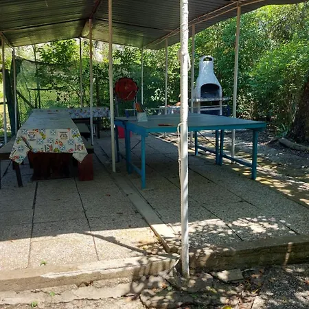 Apartman Casa Con Piscina E Tennis
