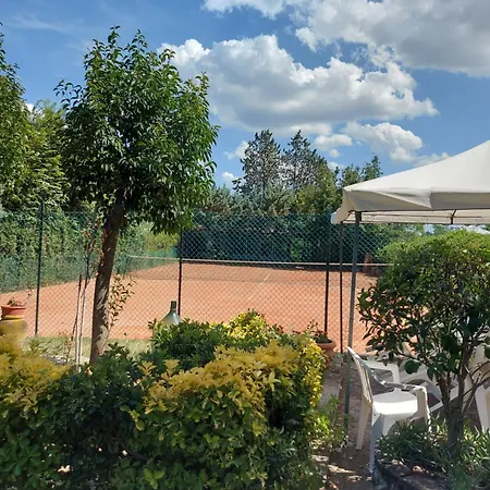 Apartman Casa Con Piscina E Tennis *